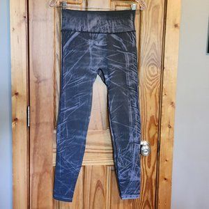 Lululemon Ebb Street Wash 4 Leggings